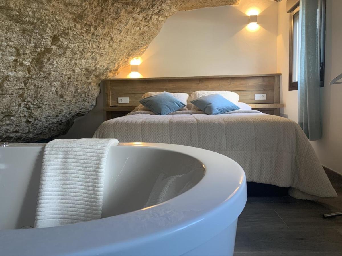 Apartamentos3Cuevas Setenil De Las Bodegas Екстериор снимка