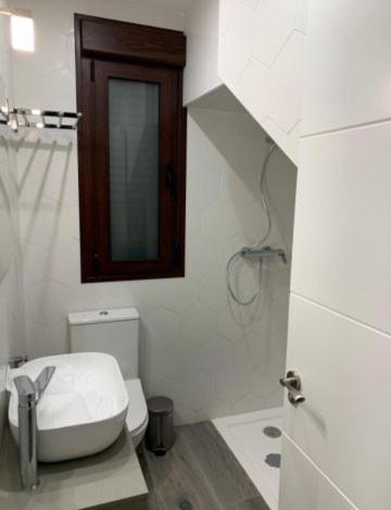 Apartamentos3Cuevas Setenil De Las Bodegas Екстериор снимка