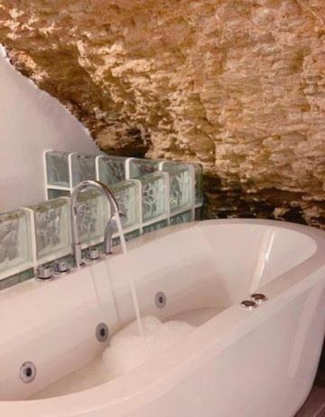 Apartamentos3Cuevas Setenil De Las Bodegas Екстериор снимка