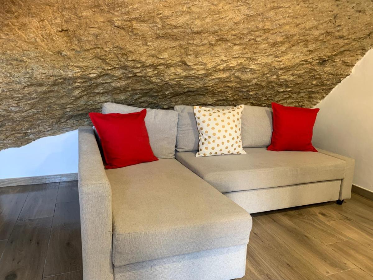 Apartamentos3Cuevas Setenil De Las Bodegas Екстериор снимка